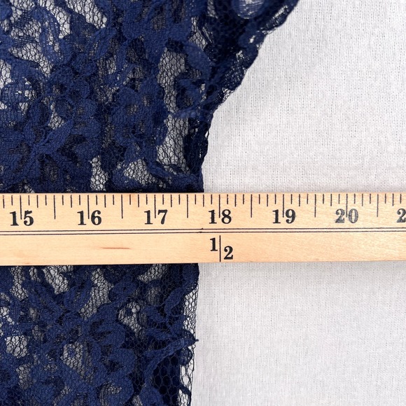 VINTAGE VICTORIAS SECRET Gold Label Lace Top Women Medium Navy Blue Short Sleeve - Picture 10 of 12